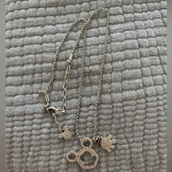 New Disney Swarovski Choker Necklace - Picture 3 of 3